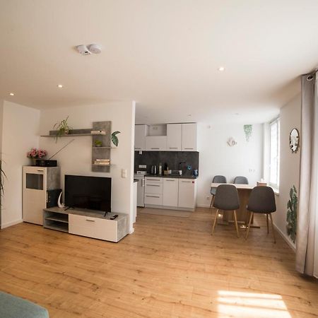 Schoene Ferienwohnung 54 M², Zentrumsnah, Kingbett إرفورت المظهر الخارجي الصورة