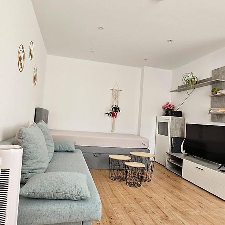 Schoene Ferienwohnung 54 M², Zentrumsnah, Kingbett إرفورت المظهر الخارجي الصورة