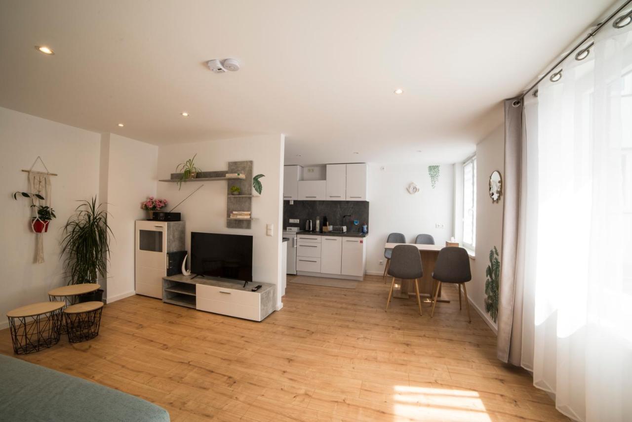 Schoene Ferienwohnung 54 M², Zentrumsnah, Kingbett إرفورت المظهر الخارجي الصورة