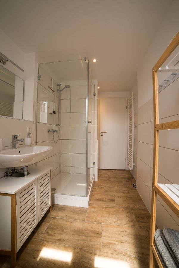 Schoene Ferienwohnung 54 M², Zentrumsnah, Kingbett إرفورت المظهر الخارجي الصورة